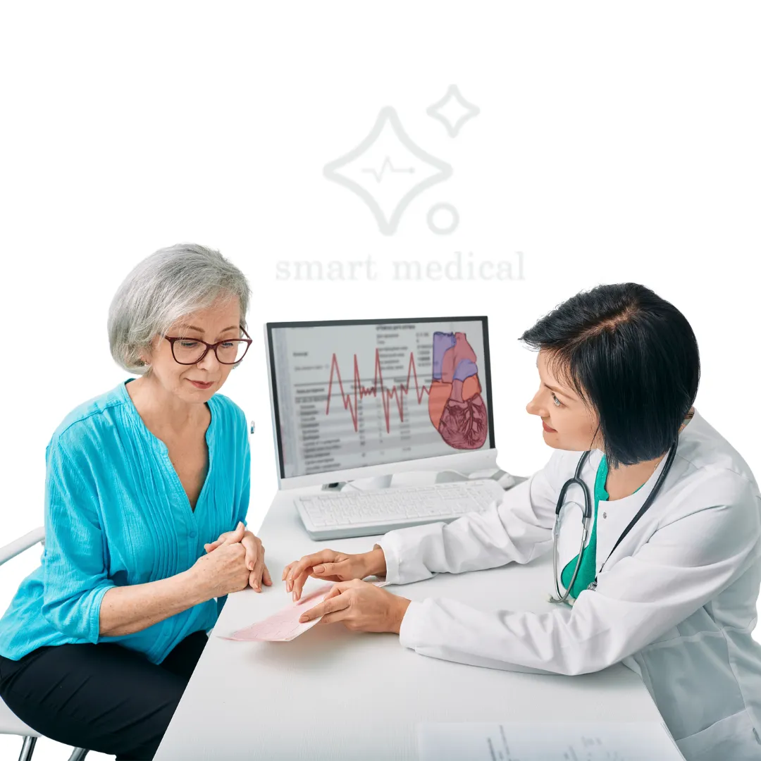 Bác sĩ tư vấn chi tiết kết quả của thiết bị Holter CardiAI đo được